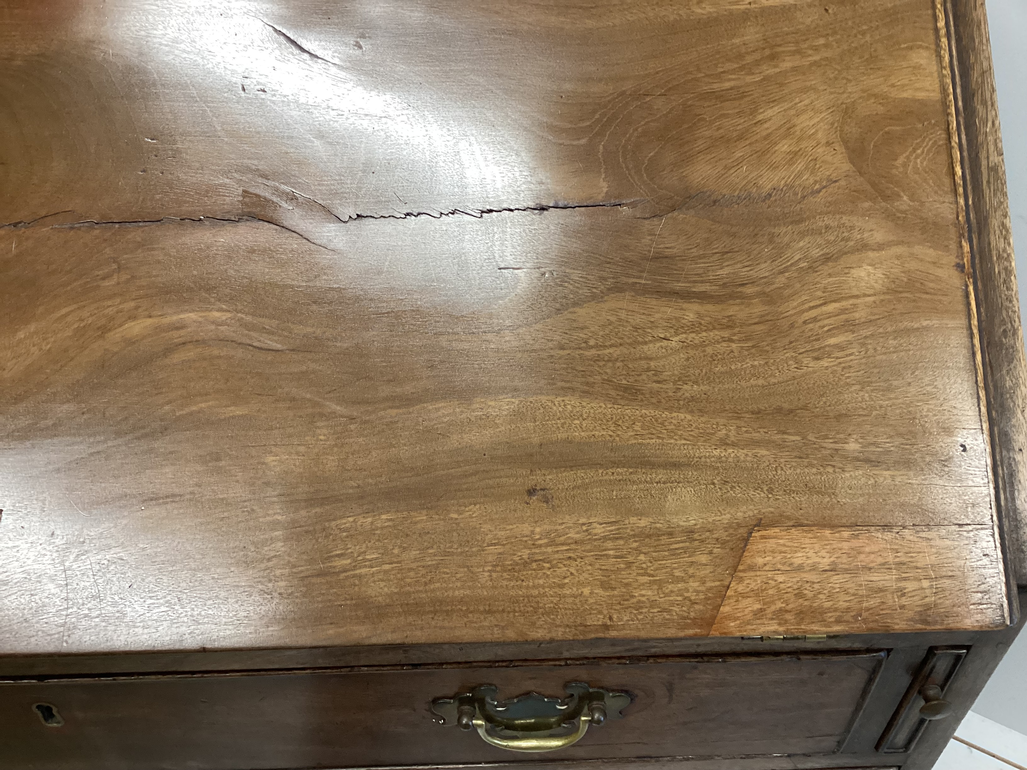 A George III mahogany bureau, width 94cm, depth 54cm, height 106cm